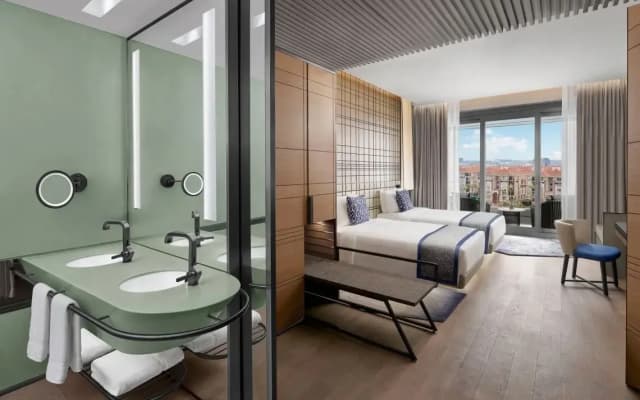 JW Marriott Hotel Istanbul Marmara Sea - photo 2