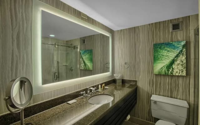 DoubleTree by Hilton at the Entrance to Universal Orlando - photo 2