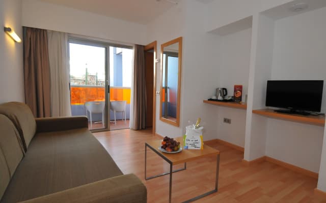 Paradise Park Fun Lifestyle Hotel - photo 11