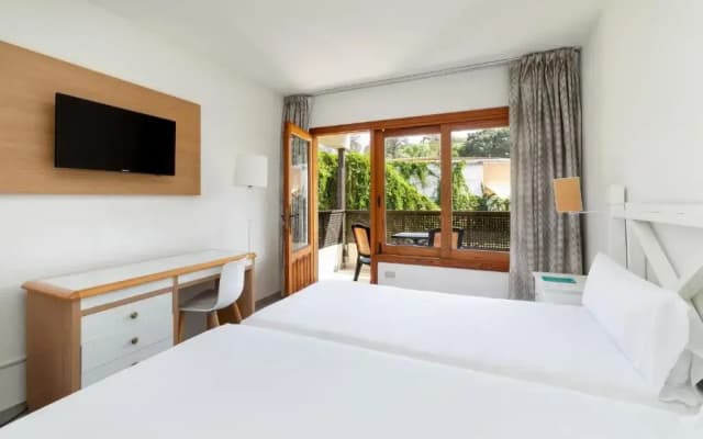 Radisson Resort & Residences Tenerife - Adults Only - photo 1
