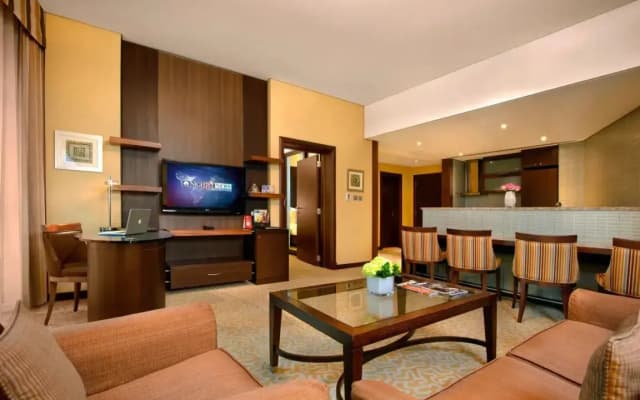 TIME Oak Hotel & Suites - photo 4