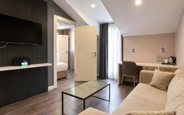 Livinton Hotel - photo 14