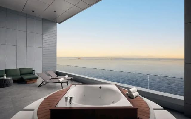 JW Marriott Hotel Istanbul Marmara Sea - photo 8