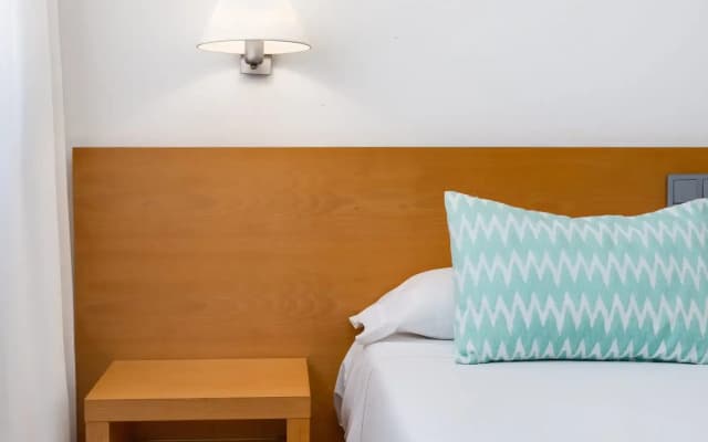 Hotel Daniya Alicante - photo 3