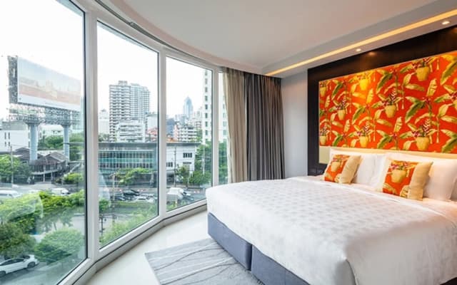 Hotel Clover Asoke - photo 1