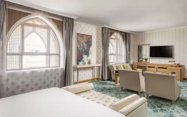 Elaf Al Taqwa Hotel - photo 4