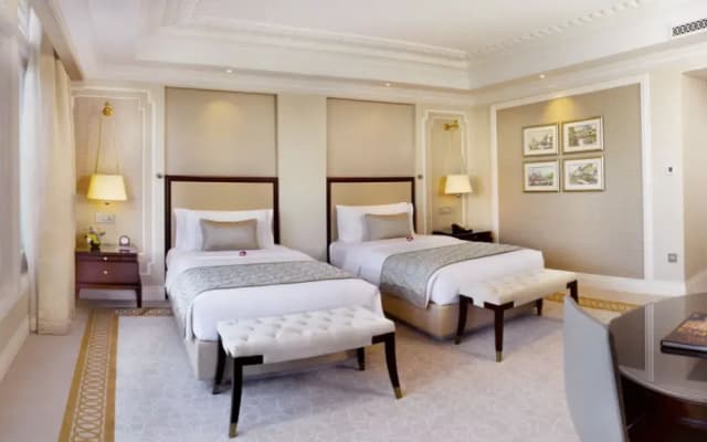 The Fullerton Hotel Singapore - photo 2