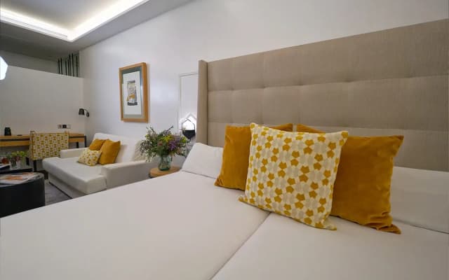 The Hotel Regina - photo 1