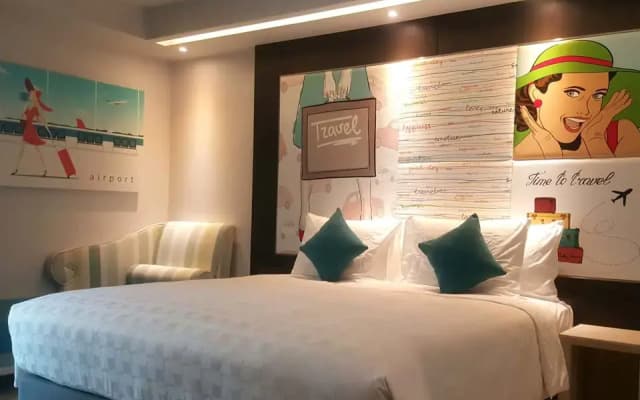 Hotel Clover Asoke - photo 8