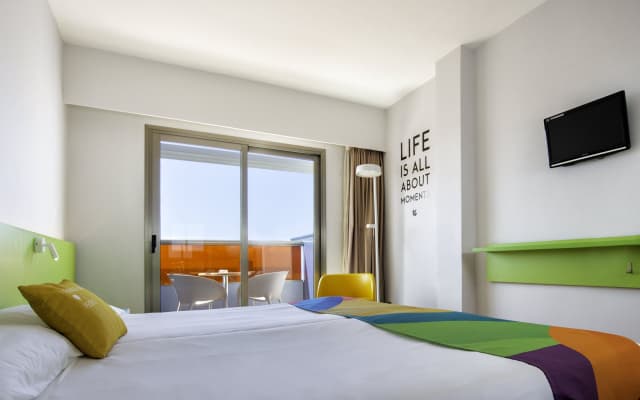 Paradise Park Fun Lifestyle Hotel - photo 4