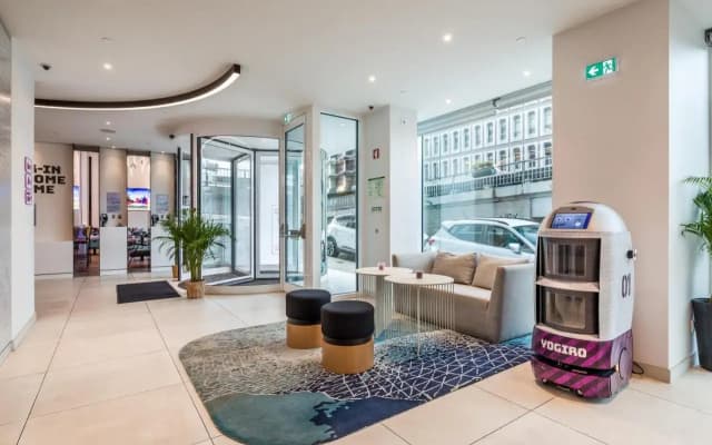 YOTEL Porto - photo 2