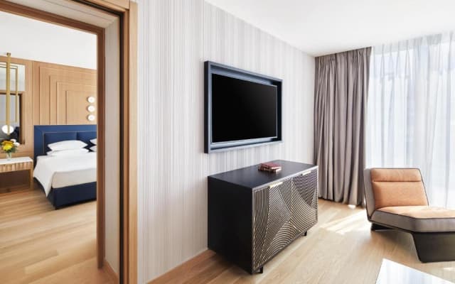 Grand Hyatt Athens - photo 3