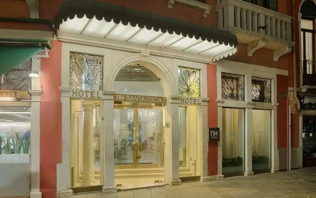 NH Venezia Santa Lucia Hotel - photo 1