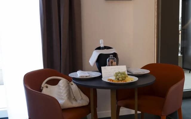 Duomo Hotel & Apartments - photo 3