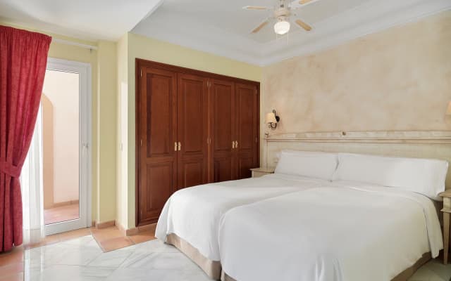 Hotel Las Aguilas Tenerife, Affiliated by Melia - photo 6