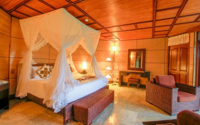 Kupu Kupu Barong Villas & Tree Spa Hotel - photo 4