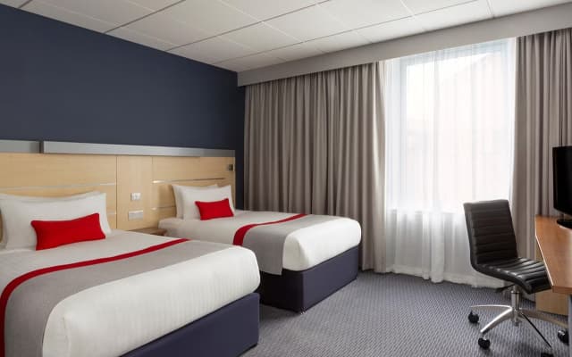 Holiday Inn Express - Edinburgh City Centre by IHG - photo 1