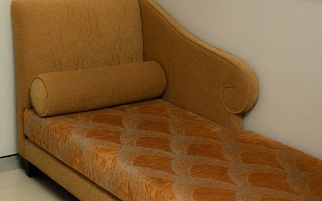 Hotel Clover Asoke - photo 3