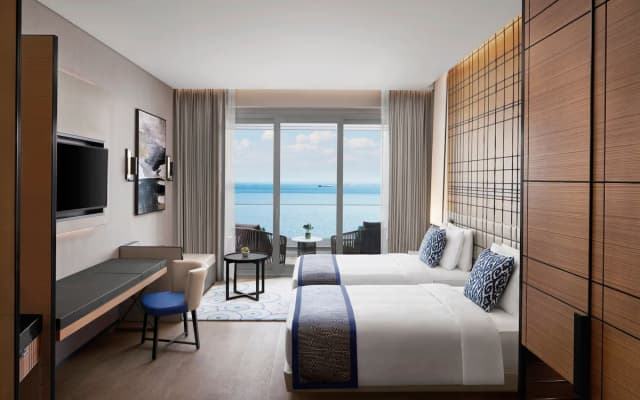 JW Marriott Hotel Istanbul Marmara Sea - photo 3