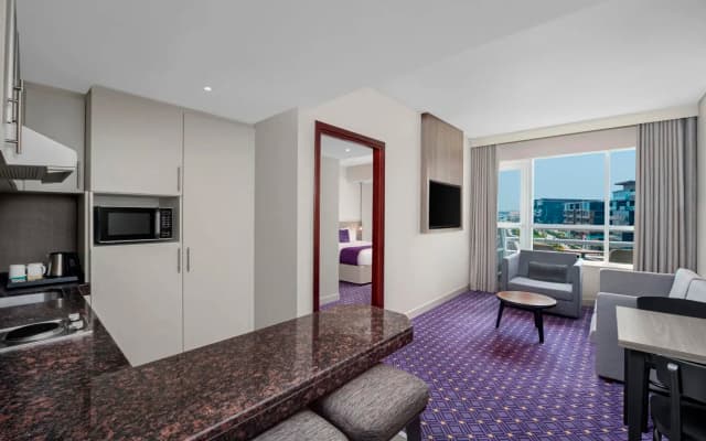Leva Mazaya Centre Dubai Hotel - photo 1