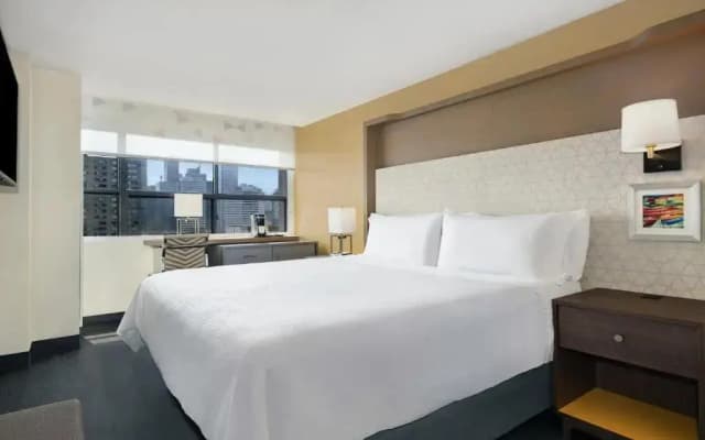 Holiday Inn Toronto Downtown Centre by IHG - photo 1