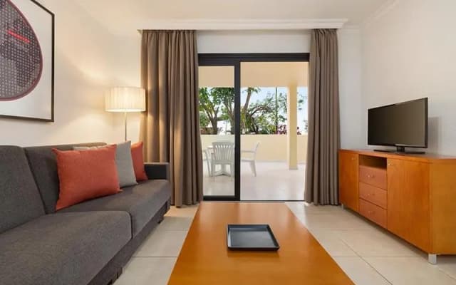 Ramada Residences by Wyndham Costa Adeje - photo 3