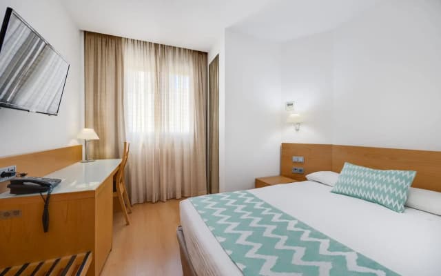 Hotel Daniya Alicante - photo 1