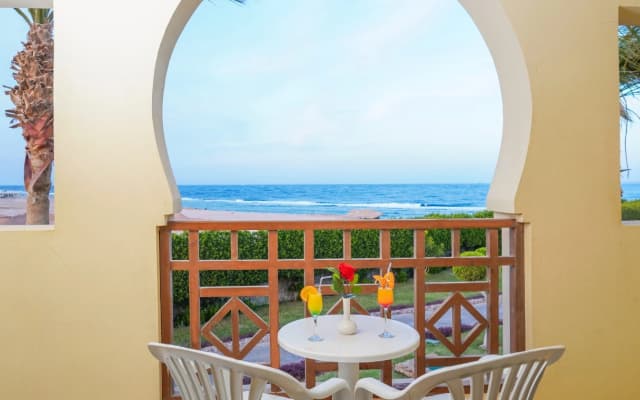 Charmillion Club Resort - photo 7