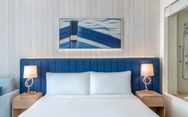 Hotel Crowne Plaza Abu Dhabi Yas Island by IHG - photo 1
