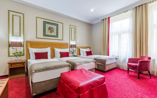 Hotel Caruso Old Town Prague - photo 2