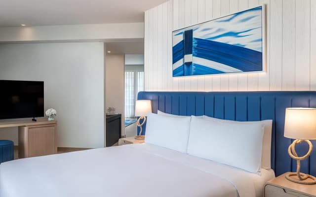 Hotel Crowne Plaza Abu Dhabi Yas Island by IHG - photo 2