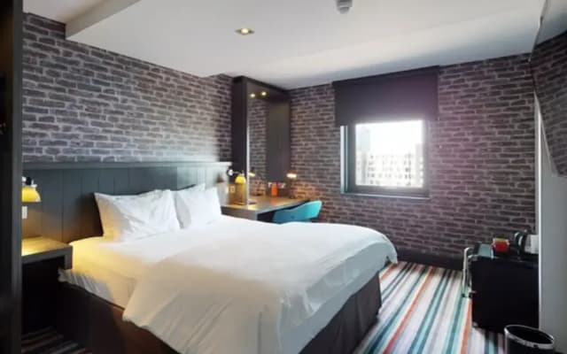 Village Hotel Edinburgh - photo 1