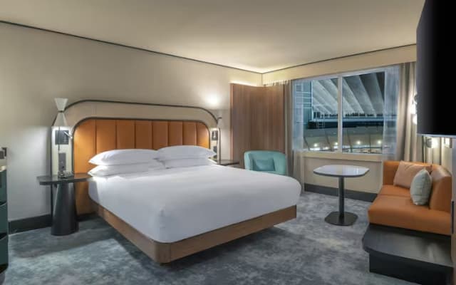 Hilton Paris La Defense Hotel - photo 1