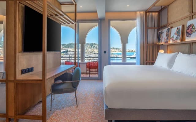 Canopy by Hilton Cannes - photo 4
