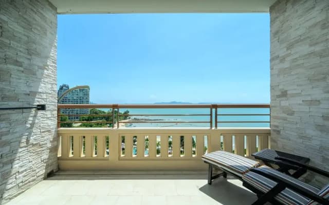 Centara Grand Mirage Beach Resort Pattaya - photo 4