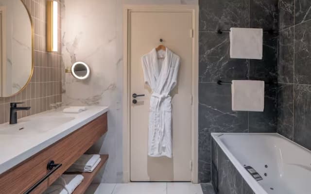 Hilton Paris La Defense Hotel - photo 4
