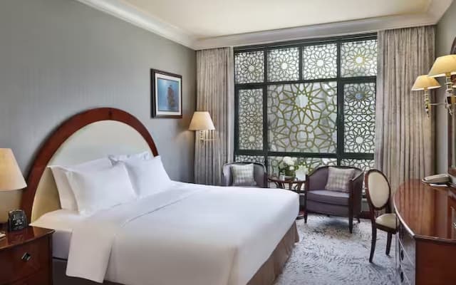 Madinah Hilton - photo 1