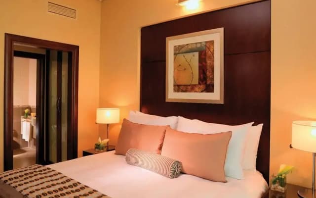 TIME Oak Hotel & Suites - photo 3