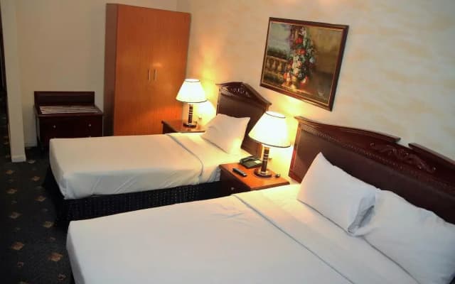 Mount Royal Hotel - photo 3