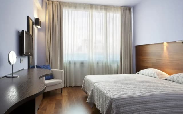 Athens Center Square Hotel - photo 2
