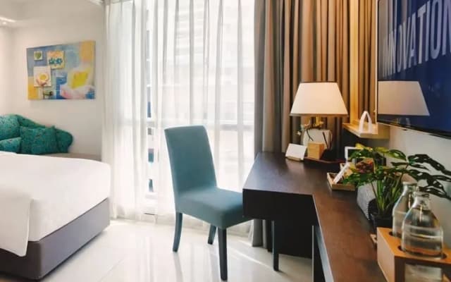 Hotel Clover Asoke - photo 3