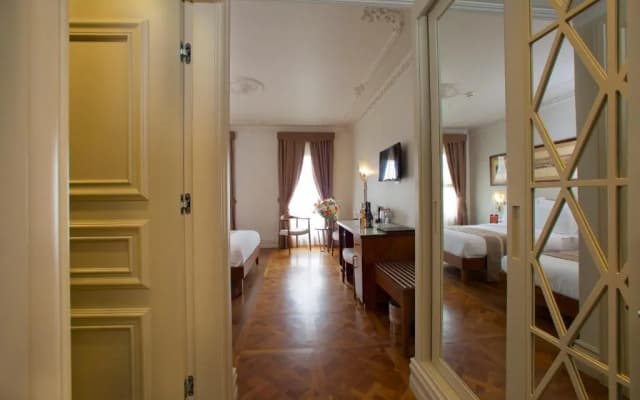 Taxim Lounge Hotel - photo 7