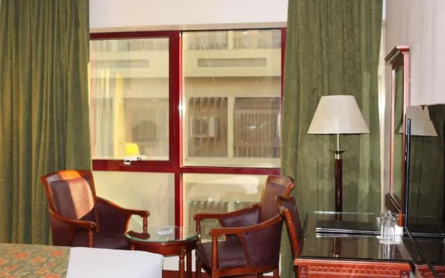 Mount Royal Hotel - photo 4