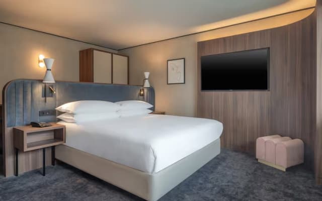 Hilton Paris La Defense Hotel - photo 1