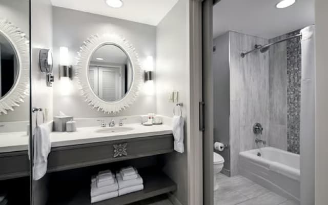 Loews Royal Pacific Resort at Universal Orlando - photo 2
