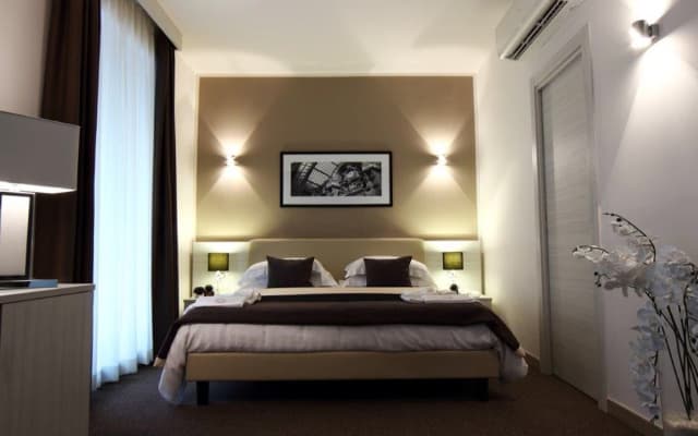 Stelle Hotel The Businest - photo 4