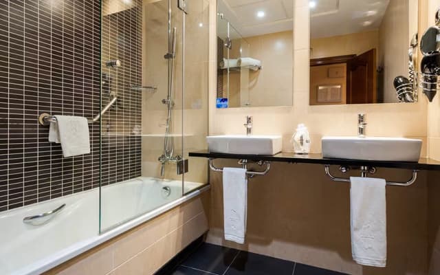 Gran Versalles Hotel - photo 2