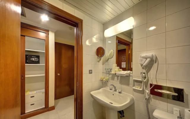Elaf Taiba Hotel - photo 4
