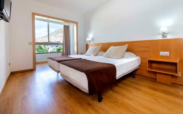 Paradise Park Fun Lifestyle Hotel - photo 2