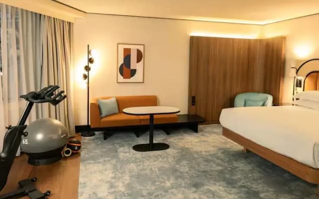 Hilton Paris La Defense Hotel - photo 2